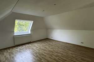 Bremerhaven Schiffdorfer Damm // Ihr neues Zuhause mit viel Platz und grünem Rückzugsort – Die vollständige Adresse der Immobilie erhältst du vom Anbieter., 27574 Schiffdorferdamm, Bremerhaven – Vorschaubild 18