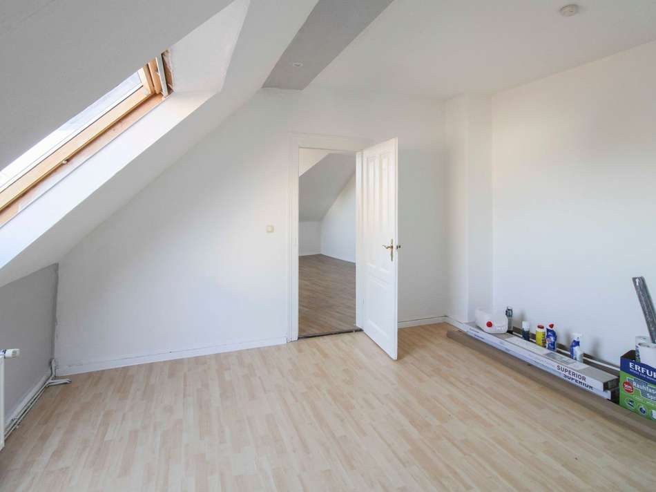 4 Zimmer (2)
