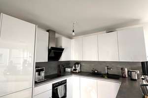 Freiwerdende moderne 3 Zimmerwohnung im KfW-55 Standard & TG-Stellplatz – Die vollständige Adresse der Immobilie erhältst du vom Anbieter., 70435 Zuffenhausen-Mönchsberg, Stuttgart – Vorschaubild 2
