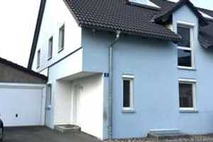 Doppelhaushälfte in Pressath mit sicherer Rendite durch BRD als Mieter – Parkweg 12, 92690 Neustadt a.d. Waldnaab (Kreis) – Vorschaubild 1