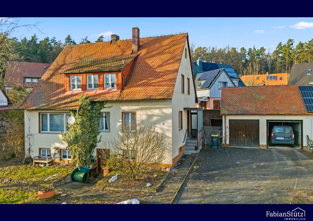 Immobilie in Bindlach - Potenzialstakes Zweiparteienhaus in bester Lage von Bindlach - Bild 0