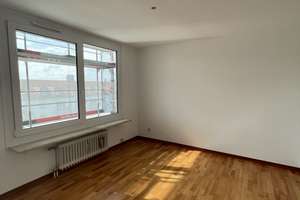 Helle, ruhige 3-Zimmer-Wohnung mit Blick über München, Westbalkon, Glasfaser & Top-Anbindung zur U2 – Hansjakobstraße 115, 81825 Josephsburg, München – Vorschaubild 2