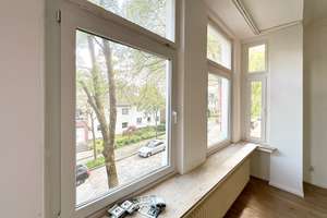 Lichtdurchfluteter Altbau mit außergewöhnlicher Fensterfront in ruhiger Lage – Nüller Strasse 48, 42115 Uellendahl-Katernberg, Wuppertal – Vorschaubild 2