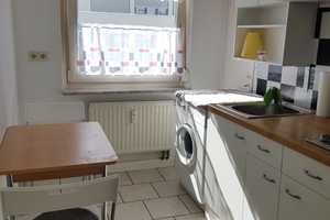 Bezugsfertiges, voll möbliertes Zimmer in Heilbronn-Sontheim (ca. 14 m²) – Grillparzerweg 2, 74074 Heilbronn – Vorschaubild 6
