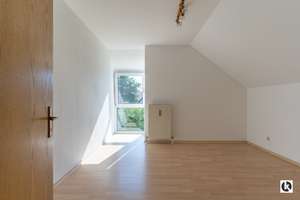 Lichtdurchflutete Dachgeschosswohnung in guter Lage nahe der Innenstadt – Die vollständige Adresse der Immobilie erhältst du vom Anbieter., 85051 Münchener Straße, Ingolstadt – Vorschaubild 2