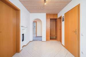 Wunderschönes Ein-/Zweifamilienhaus in Top-Lage an der Singold – flexibel nutzbar – Die vollständige Adresse der Immobilie erhältst du vom Anbieter., 86399 Bobingen – Vorschaubild 8