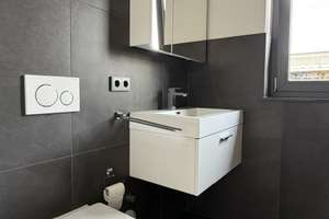 Luxuriöse 3 Zimmerwohnung von Privat!! – Die vollständige Adresse der Immobilie erhältst du vom Anbieter., 70327 Wangen, Stuttgart – Vorschaubild 11
