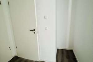 *Gemütliche 3 Zimmer mit Einbauküche für die kleine Familie* – Semmelweisstraße 22, 12524 Altglienicke, Berlin – Vorschaubild 7