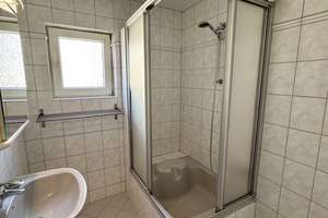 KL-Hohenecken: Freistehendes Zweifamilienhaus mit Doppelgarage, PKW-Stellplätzen und Garten – Die vollständige Adresse der Immobilie erhältst du vom Anbieter., 67661 Hohenecken, Kaiserslautern – Vorschaubild 13