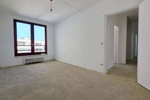 Freie großzügige 3-Zimmer-Wohnung mit Westloggia und Fahrstuhl nur 300 Meter vom Kudamm! – Die vollständige Adresse der Immobilie erhältst du vom Anbieter., 10629 Charlottenburg, Berlin – Vorschaubild 4