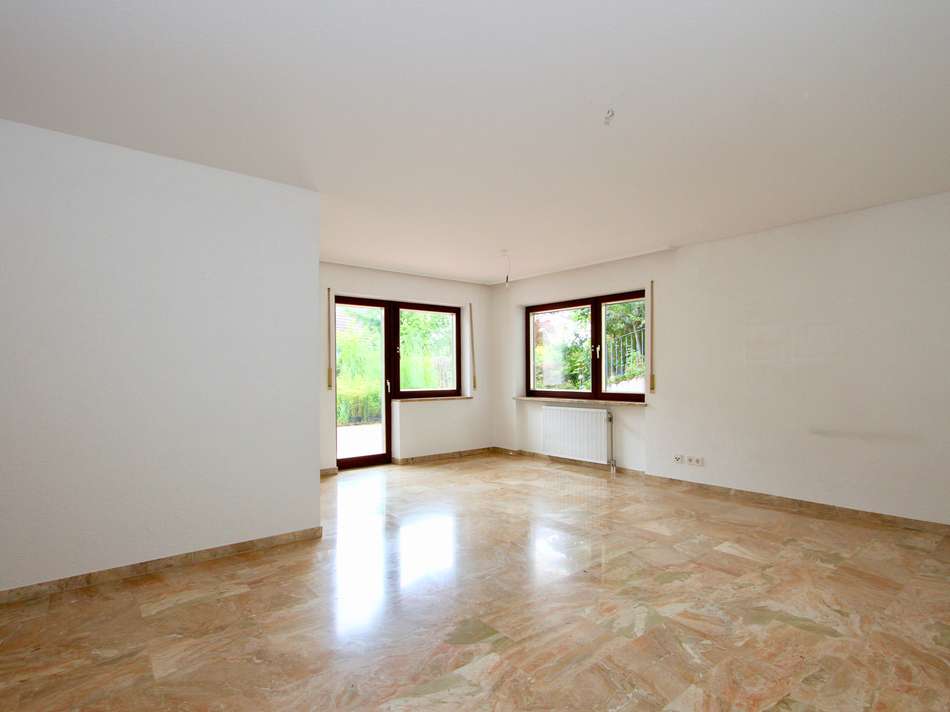 Wohnung KG