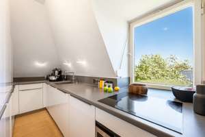 AIGNER - Rarität in Bestlage: Charmante Erbpacht-Dachgeschosswohnung am Nymphenburger Schlosskanal – Die vollständige Adresse der Immobilie erhältst du vom Anbieter., 80638 Nymphenburg, München – Vorschaubild 4