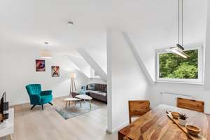 Modernes Wohnen: möblierte 2,5-Zimmer-Dachgeschosswohnung in Düsseldorf-Rath – Reichswaldallee 49, 40472 Rath, Düsseldorf – Vorschaubild 3