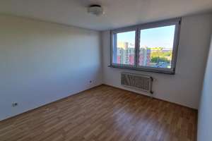 Lichtdurchflutete 3-Zimmer-Wohnung im 4. OG mit Balkon & Tiefgaragenstellplatz – Laubenweg, Fürth – Laubenweg 3, 90765 Ronhof, Kronach, Fürth – Vorschaubild 9