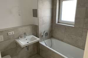 attraktive 3-Zimmer-Whg mit EBK, Terrasse, Garten u. Keller in Obermenzing – Bauseweinallee 86d, 81247 Obermenzing, München – Vorschaubild 6