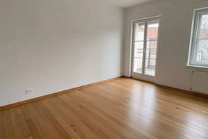 Wohnen im Malerviertel/Altbauwohnung mit Balkon, EBK, Wannenbad + DG-Ausbaupotenzial – Die vollständige Adresse der Immobilie erhältst du vom Anbieter., 12157 Schöneberg, Berlin – Vorschaubild 2