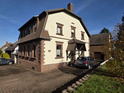 *** Freistehendes 1-2 Familienhaus mit vielen Möglichkeiten ***