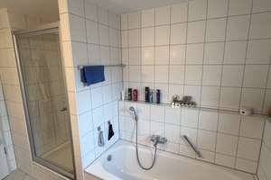 Helle 3-Zimmer Wohnung im 3. OG mit Balkon in Karlsruhe – Lindenplatz 2, 76185 Mühlburg, Karlsruhe – Vorschaubild 4