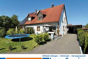 Familienfreundliche moderne Doppelhaushälfte in ruhiger Lage – Erlangen-Höchstadt (Kreis) – Vorschaubild 1