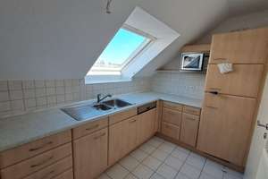 Großzügige Dachgeschosswohnung in begehrter Pfuhler Lage – 89233 Neu-Ulm – Vorschaubild 7