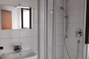 Stilvolle geräumige 1- Zimmerwohnung mit Einbauküche  – Fridingerstr. 24, 70619 Sillenbuch (Ortsteil), Stuttgart – Vorschaubild 2