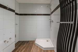 Helle 2-Zimmer-Wohnung mit großzügiger Loggia und Tiefgaragenstellplatz – Die vollständige Adresse der Immobilie erhältst du vom Anbieter., 28209 Schwachhausen (Ortsteil), Bremen – Vorschaubild 5