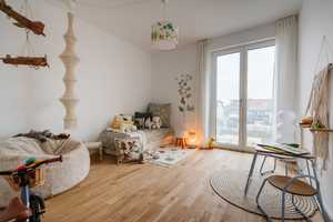 GROSSZÜGIGE 4-ZIMMER-WOHNUNG MIT LOGGIA UND BLICK IN DIE GRÜNE QUARTIERSMITTE – Stadion-Anlage 7, 68782 Rhein-Neckar-Kreis – Vorschaubild 4
