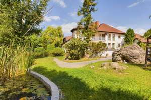 Arbeiten und Wohnen, großzügige luxuriöse Villa, Wohn- und Geschäftshaus zur Selbstnutzung oder Rend – Amselsteig 5 -7, 96155 Buttenheim – Vorschaubild 2