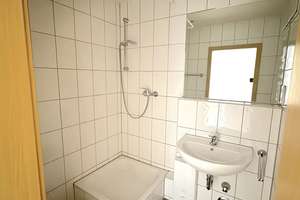 Moderne 2-Zimmer-Wohnung mit zwei Balkonen in zentraler und ruhiger Lage von Krefeld – Nordstraße 161, 47798 Stadtmitte, Krefeld – Vorschaubild 4