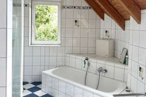 SEHR SCHÖNES EINFAMILIENHAUS MIT GARAGE UND PV-ANLAGE IN THRENA – Die vollständige Adresse der Immobilie erhältst du vom Anbieter., 4683 Belgershain – Vorschaubild 6