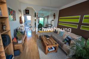 Tauschwohnung: Sehr schöne DG-Wohnung mit tollem Schnitt und Balkon :)