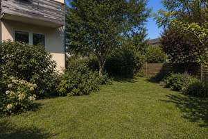 Ruhig gelegene Kapitalanlage in schöner Lage mit Garten