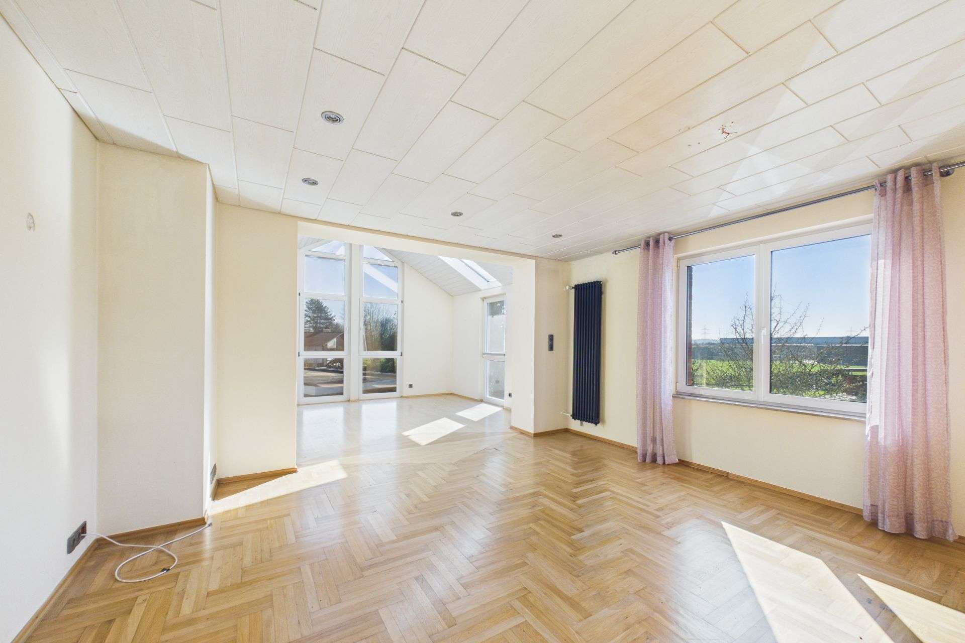 Immobilie in Oelde - Sanierungsobjekt mit zwei Wohneinheiten und zusätzlicher Fläche – großes Entwicklungspotenzial - Bild 7