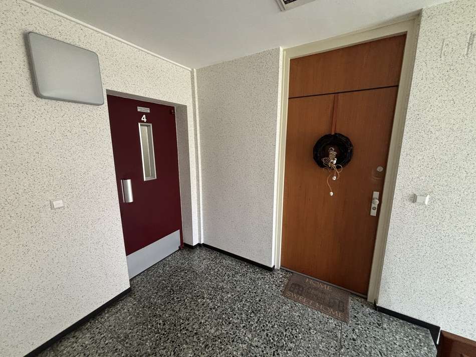 Der Flur im Treppenhaus