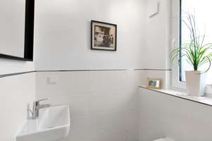 Modernes, lichtdurchflutetes Stadthaus mit Balkon, Dachterrasse und Wasserblick!!! – Neßdeich 22, 21129 Finkenwerder, Hamburg – Vorschaubild 4