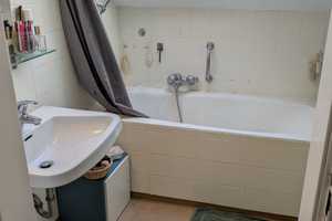 6Monate Zwischenmiete/for sublease!! Möblierte Zwei-Zimmer -Wohnung nur zur Zwischenmiete  – Stuttgart – Vorschaubild 5