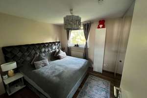 Lichtdurchflutete 3-Zimmer-Wohnung mit Aufzug, Balkon & hochwertiger Einbauküche in Hanau! – Die vollständige Adresse der Immobilie erhältst du vom Anbieter., 63450 Südost, Hanau – Vorschaubild 4