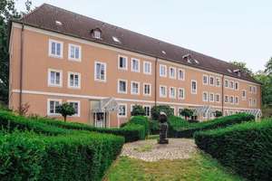 3-Zimmer-Wohnung in zentraler Lage // 1.OG links – Rathenauplan 18, 38440 Schillerteich, Wolfsburg – Vorschaubild 1