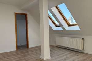 Charmante lichtdurchflutete 3-Zimmer Dachgeschosswohnung in Berlin-Tempelhof – Blumenthalstr. 5, 12103 Tempelhof, Berlin – Vorschaubild 7