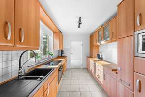 Modernisiertes und familienfreundliches Einfamilienhaus mit sonnigem Garten und großzügigem Wohngefü – Die vollständige Adresse der Immobilie erhältst du vom Anbieter., 28816 Stuhr – Vorschaubild 11