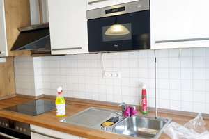 Voll Möblierte Wohnung 2 1/2 Zimmer In Duisburg zu Vermieten – Die vollständige Adresse der Immobilie erhältst du vom Anbieter., 47119 Laar, Duisburg – Vorschaubild 5