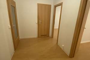 3 Zimmer mit Balkon – Buckower Ring 11, 12683 Biesdorf, Berlin – Vorschaubild 2
