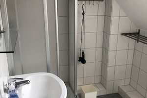 Ferienhaus mit Blick aufs Wasser, Sauna Whirlpool mit gehobener Innenausstattung in Rechlin – Luvweg 5c, 17248 Müritz (Kreis) – Vorschaubild 10