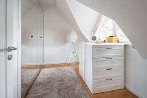 Konradstraße: Exklusive 5-Zimmer-Wohnung mit stilvollem Ambiente – Die vollständige Adresse der Immobilie erhältst du vom Anbieter., 26131 Eversten, Oldenburg (Oldenburg) – Vorschaubild 22