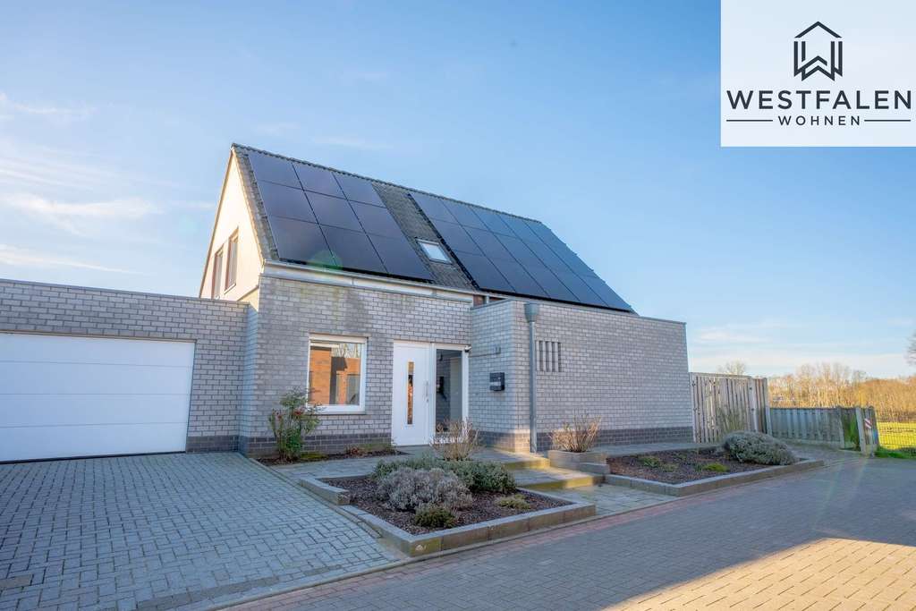 Immobilie in Ochtrup - Modernes Wohnen im Grünen – Familienhaus mit Pool und Photovoltaik in Ochtrup - Bild 0