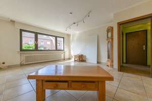 Solide Eigentumswohnung mit Zugang zum Garten & Garage in ruhiger Wohnlage: Ortsteil Batenbrock – Memelstr. 8, 46238 Batenbrock, Bottrop – Vorschaubild 8