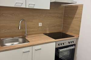 Frisch renovierte 1-Zimmer Wohnung mit EBK! – Wilamowitzweg 18, 37085 Oststadt, Göttingen – Vorschaubild 4