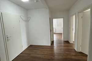 Stilvolle 3,5-Raum-Wohnung in zentral Stuttgart  – Stuttgart – Vorschaubild 3