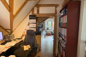 Charmantes Einfamilienhaus mit separatem Hinterhaus in erstklassiger zentraler Lage. – Die vollständige Adresse der Immobilie erhältst du vom Anbieter., 95233 Helmbrechts – Vorschaubild 10