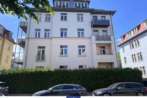 Wunderschöne, gut vermietete Wohnung mit großem Balkon und EBK in ruhiger Wohnlage!